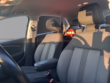 Volkswagen polo 1.2 tsi 90 spéciale allstar entretien volkswagen carplay caméra recul garantie 12 mois occasion simplicicar...