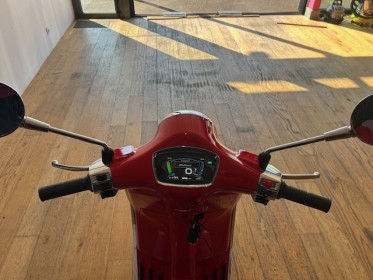Piaggio vespa elettrica red 45  / garantie 12 mois occasion parc moto simplicicar simplicibike france