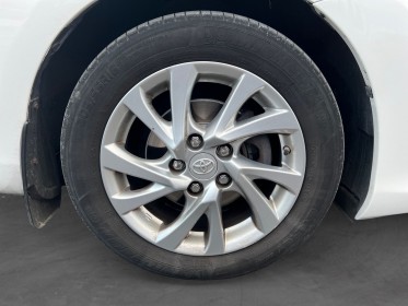 Toyota auris hybride 136h tendance occasion simplicicar toulon ouest simplicicar simplicibike france