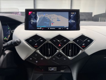 Ds ds 3 crossback 1.2 130 eat8 grand chic siège massant/chauffant/affichage tête haute/intérieur blanc/carplay occasion...