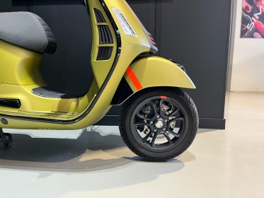 Piaggio vespa 300 gts  super sport 310 connecté garantie constructeur occasion simplicicar toulouse nord simplicicar...
