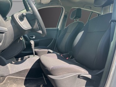 Renault clio iii 1.6 16v 110 confort pack clim dynamique a occasion simplicicar lagny  simplicicar simplicibike france