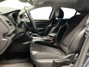 Renault megane iv berline tce 130 energy edc intens - camÉra de recul - feux auto - suivi complet - full led occasion...