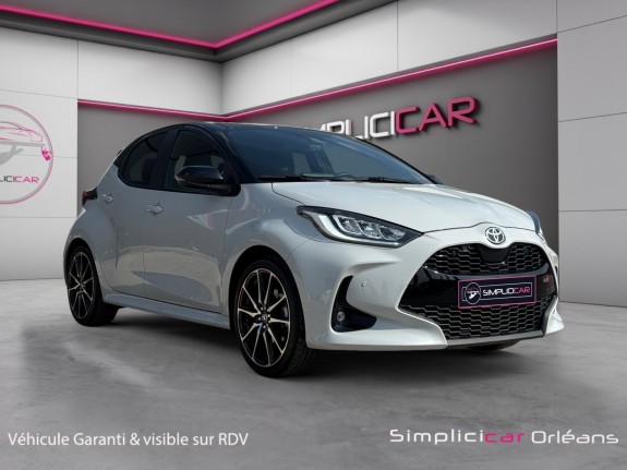 Toyota yaris hybride my22 116h gr sport suivi complet carplay sièges chauffants caméra jbl garantie 12 mois occasion...
