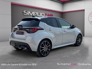 Toyota yaris hybride my22 116h gr sport suivi complet carplay sièges chauffants caméra jbl garantie 12 mois occasion...