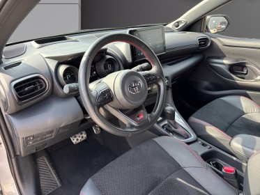 Toyota yaris hybride my22 116h gr sport suivi complet carplay sièges chauffants caméra jbl garantie 12 mois occasion...