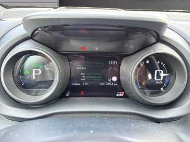 Toyota yaris hybride my22 116h gr sport suivi complet carplay sièges chauffants caméra jbl garantie 12 mois occasion...