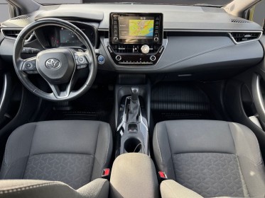 Toyota corolla pro hybride 184h dynamic business garantie 12 mois occasion montpellier (34) simplicicar simplicibike france