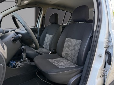 Dacia sandero 1.4 mpi 75 gpl eco2 ambiance courroie ok vitres electriques garantie 12 mois occasion simplicicar poitiers...