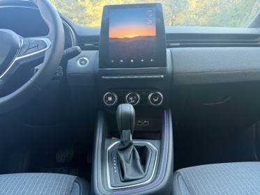 Renault clio v nouvelle e-tech full hybrid 145 pack techno jantes alu gps caméra de recul garantie constructeur occasion...