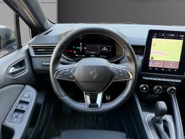 Renault clio v nouvelle alpine e-tech full hybrid 145 esprit alpine sono bose jantes alu gps caméra de recul grand écran......