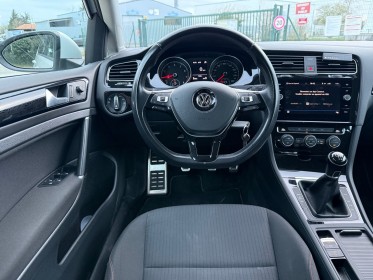 Volkswagen golf 1.0 tsi 110 sound carplay camera de recul régul adaptatif garantie 12 mois occasion simplicicar poitiers...