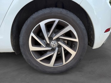 Volkswagen golf 1.0 tsi 110 sound carplay camera de recul régul adaptatif garantie 12 mois occasion simplicicar poitiers...