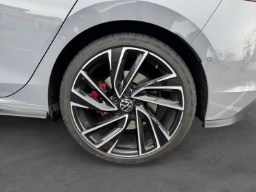 Volkswagen golf viii gti 2.0 tsi dsg7 245 ch / suivis volskwagen / attelage / toit ouvrant / harman kardon occasion osny...