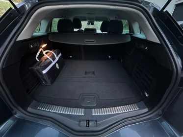 Renault megane iv berline blue dci 150 edc gt-line garantie 12 mois occasion simplicicar vienne simplicicar simplicibike france