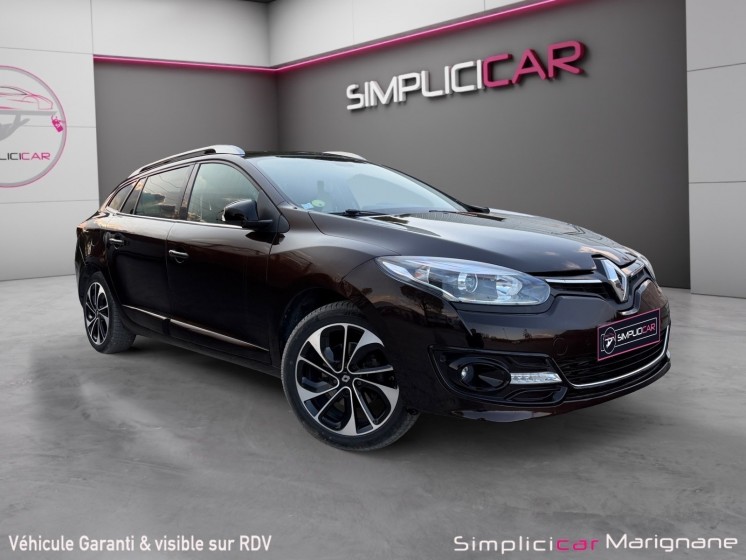 Renault megane iii estate estate iii 1.5 dci 110 bose edition edc caméra de recul attelage bluetooth distri neuve vidange...