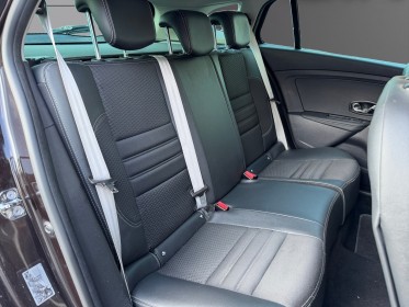 Renault megane iii estate estate iii 1.5 dci 110 bose edition edc caméra de recul attelage bluetooth distri neuve vidange...