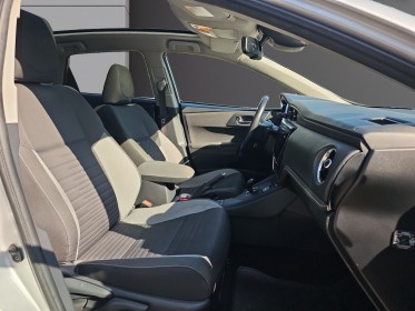 Toyota auris hybride 136h design toit panoramique garantie 12mois occasion osny simplicicar simplicibike france