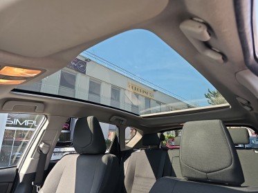 Toyota auris hybride 136h design toit panoramique garantie 12mois occasion osny simplicicar simplicibike france