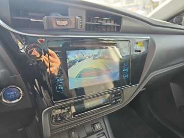 Toyota auris hybride 136h design toit panoramique garantie 12mois occasion osny simplicicar simplicibike france