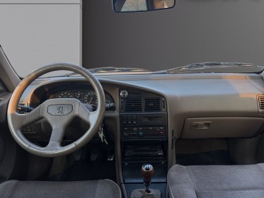 Peugeot 405 2.0i sri vitres électriques sièges velours garantie 12 mois occasion simplicicar mery-sur-oise simplicicar...