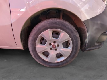 Fiat doblo 1.3 multijet 90 ch s/s lounge aménagé ouvrier garantie 12 mois occasion simplicicar frejus  simplicicar...