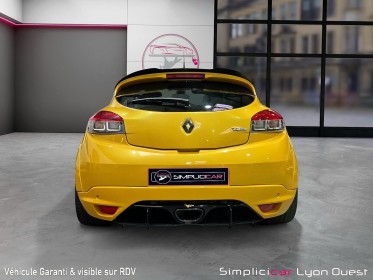 Renault megane iii coupe 2.0 16v 265 ss rs - châssis cup - rs monitor - bose occasion simplicicar lyon ouest simplicicar...