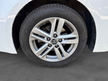 Toyota corolla hybride my21 122h design/ camera/ radar /entretien full toyota /2eme mains /garantie 12 mois occasion ...