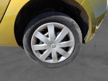 Renault clio iii 1.5 dci 70 confort pack clim expression occasion avignon (84) simplicicar simplicibike france