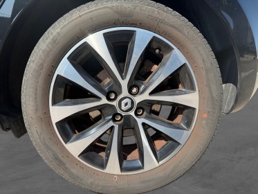 Renault clio v e-tech full hybrid 145 techno  garantie 12 mois   caméra de recul occasion simplicicar lyon nord simplicicar...