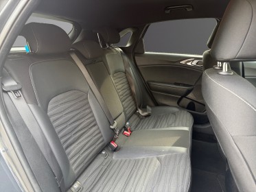Kia ceed 1.6 crdi 136 ch mhev dct7 gt line carplay caméra de recul garantie 12 mois occasion paris 17ème (75)(porte...