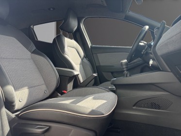 Renault clio v nouvelle 1.0 tce 90 techno - carplay - sièges  volant chauffants - led ambiance occasion simplicicar lagny ...