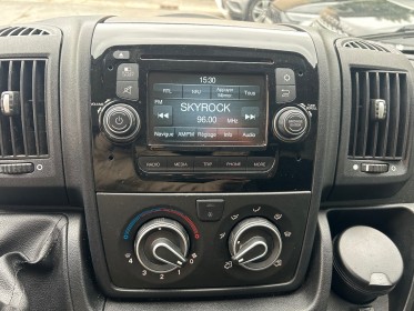 Citroen jumper fourgon tole 30 l1h1 2.2 hdi 110 club occasion simplicicar lagny  simplicicar simplicibike france