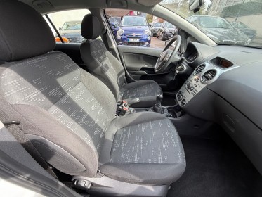 Opel corsa 1.2 - 85 ch twinport essentia occasion simplicicar vaucresson simplicicar simplicibike france