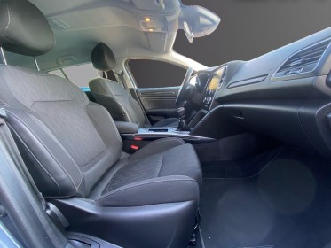 Renault megane iv estate tce 140 fap limited  garantie 12 mois occasion simplicicar toulon ouest simplicicar simplicibike...