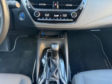 Toyota corolla pro hybride 122h dynamic business my21 applecarplay camera de recul garantie constructeur occasion simplicicar...