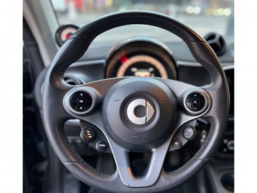 Smart fortwo coupe 1.0 71 ch ss ba6 prime caméra de recul toit panoramique sièges chauffant apple carplay occasion paris...