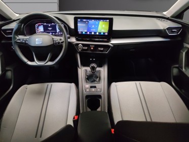 Seat leon 1.0 tsi 110 bvm6 style business car play caméra radars av/ar occasion simplicicar saint-jean simplicicar...