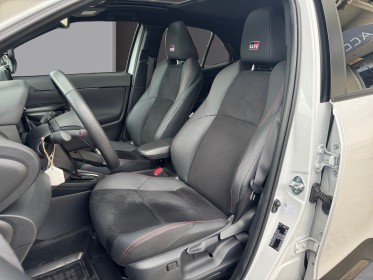 Toyota yaris cross hybride my22 116h 2wd gr sport occasion simplicicar livry gargan simplicicar simplicibike france