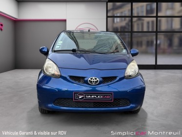 Toyota aygo 1.0 vvt-i les bleus suivis complets vitres électriques garantie 12 mois occasion montreuil (porte de...