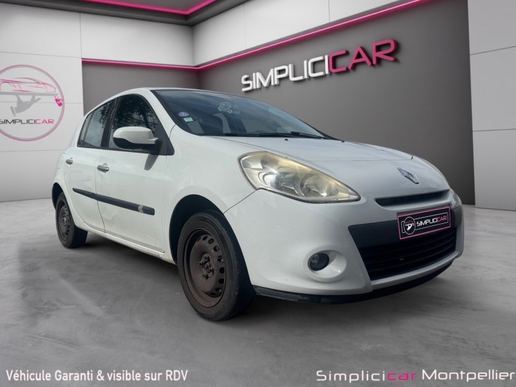 Renault clio iii 1.2l 75ch eco2 expression garantie 12 mois occasion montpellier (34) simplicicar simplicibike france
