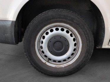 Volkswagen transporter fourgon 2.0 tdi 102  garantie 12 mois occasion simplicicar saint-omer simplicicar simplicibike france