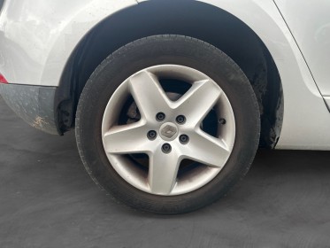 Renault megane iii berline dci 110 fap energy eco2 limited occasion simplicicar lille  simplicicar simplicibike france