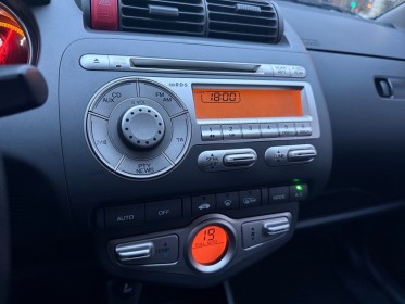 Honda jazz 1.4 i-dsi pulse/entretien À jour occasion paris 17ème (75)(porte maillot) simplicicar simplicibike france