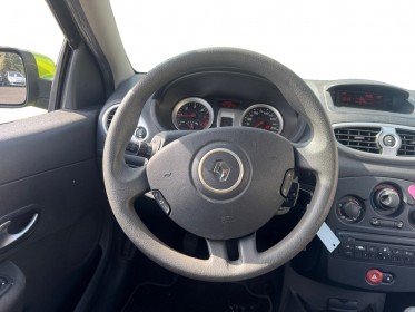 Renault clio iii dci 70 ch dynamique occasion simplicicar orgeval  simplicicar simplicibike france