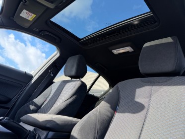 Bmw serie 1 f20 lci m140i xdrive 340 ch a garantie 12 mois suivi bmw / ligne m perf / toit ouvrant occasion abbeville...