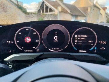 Porsche taycan 408ch - bleu gentiane - jantes taycan turbo - batterie performance plus occasion simplicicar rennes...