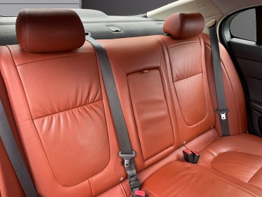 Jaguar xf 4.2 v8 416 suralimente sv8 gps radar régulateur ja 20 garantie 12 mois occasion simplicicar genevois simplicicar...