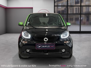 Smart fortwo coupe 82 ch electrique ba1 passion toit pano / clim / mirror link occasion simplicicar andrézieux simplicicar...