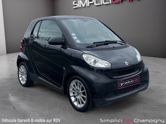 Smart fortwo coupe 451 1.0 mhd 71 cv passion boîte auto -toit panoramique - faible kilométrage - jantes alu occasion...